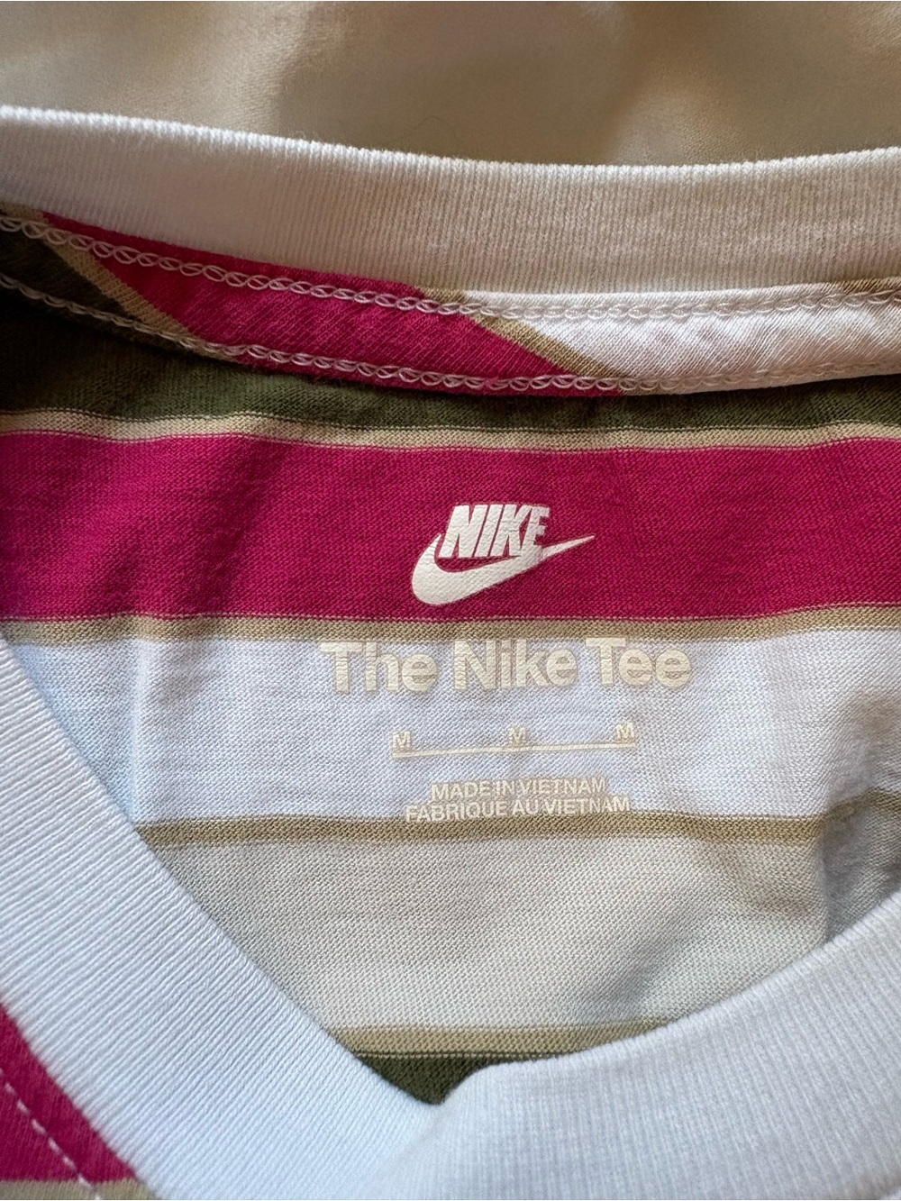 Nike Men’s Stripe Crew Tee in White, Olive & Magenta - Picture 4 of 4